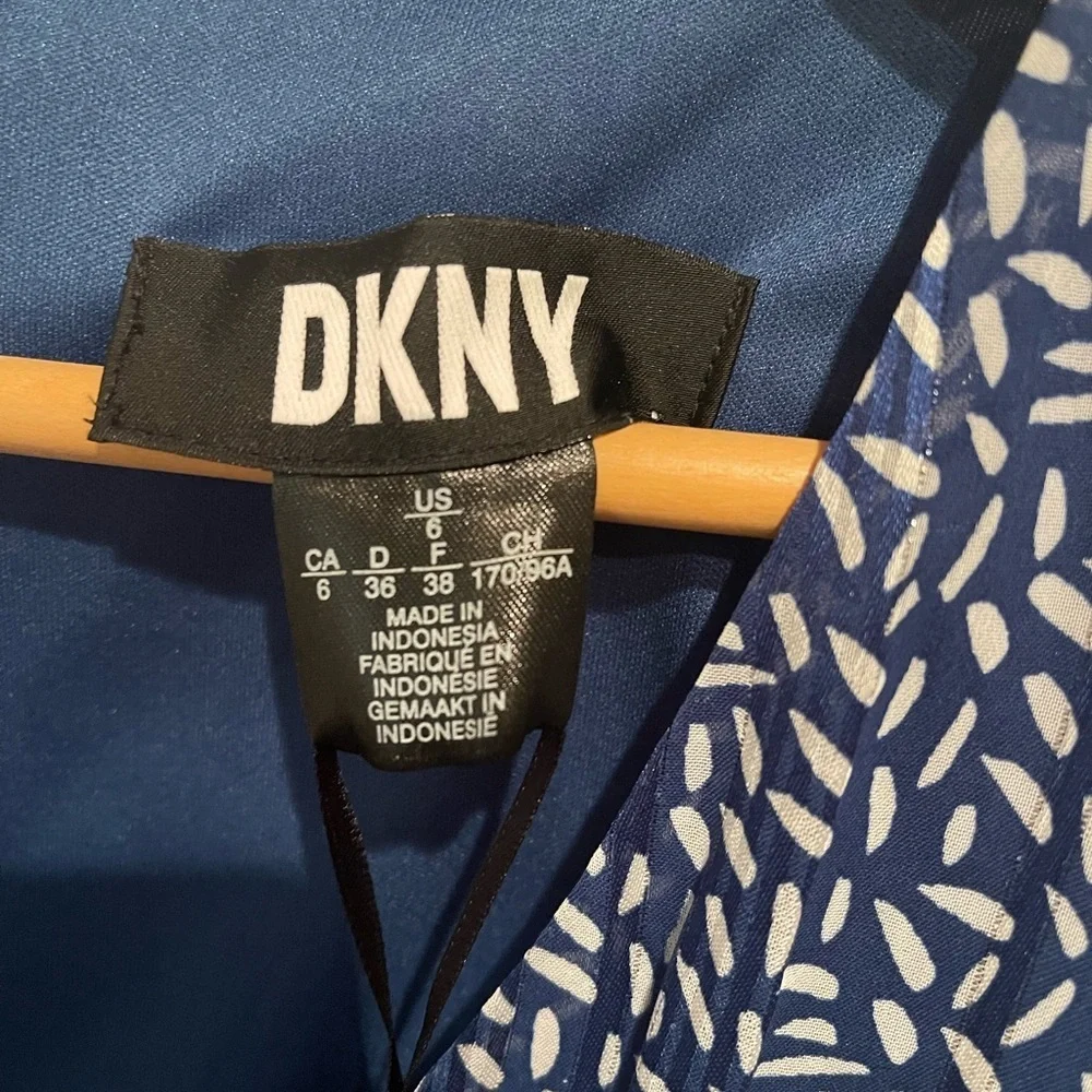 DKNY Blue and White Ruffled Puff Sleeve Sundress Size 6 - Picture 3 of 8